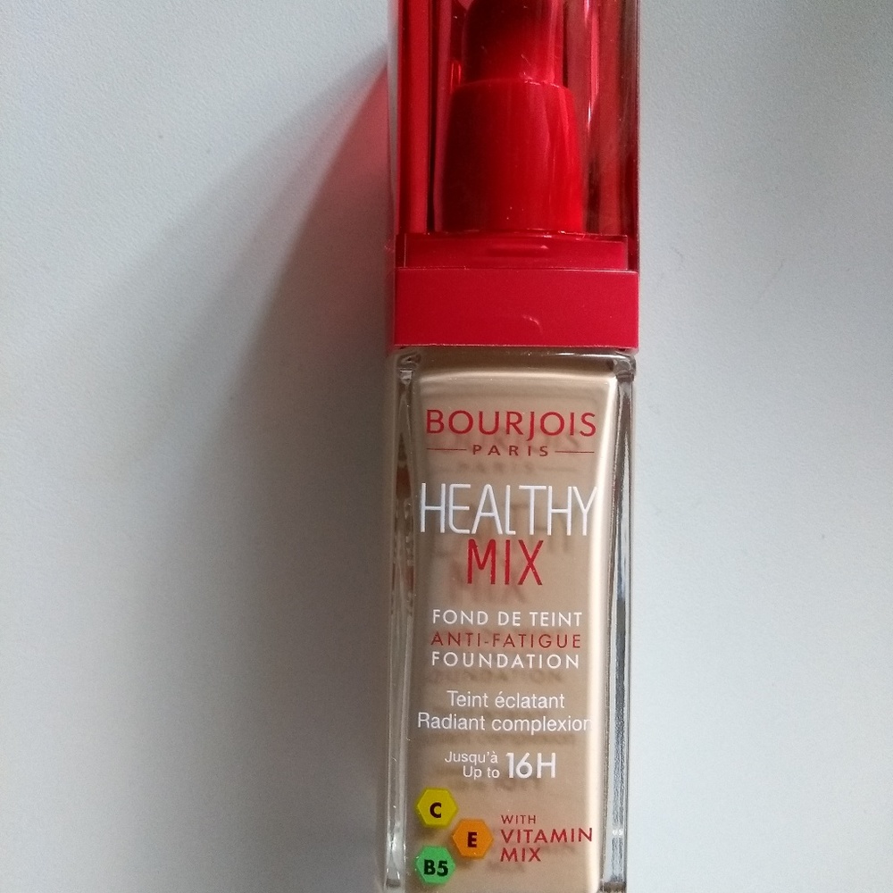 NEW Bourjois Foundation Radiant Cmplexn 54 Beige